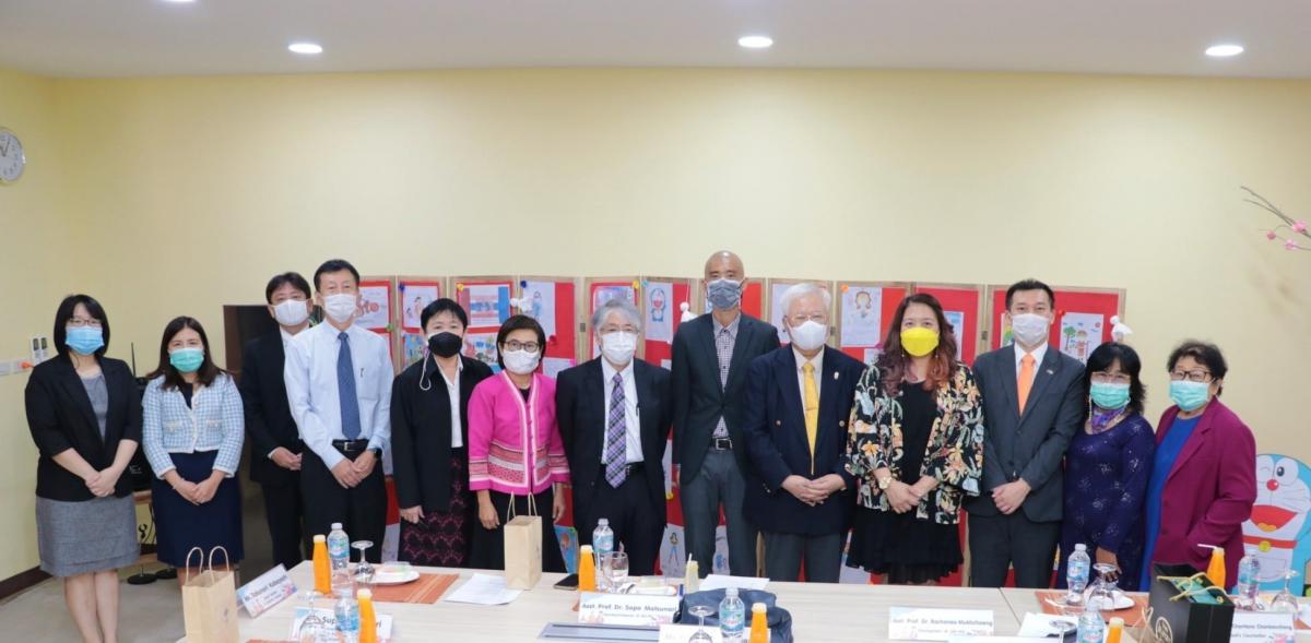 สถานทูตญี่ปุ่นให้เกียรติเยี่ยมโรงเรียนสาธิตฯ(อนุบาลและประถมศึกษา)